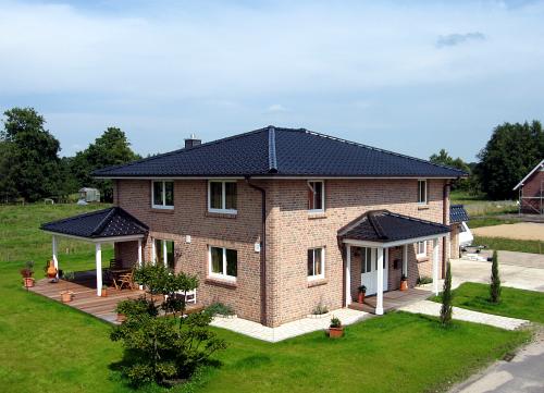 Moderne Passivhäuser und Nullenergiehäuser Moderne Passivhäuser und Nullenergiehäuser